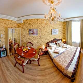Гостиница Hotel Golden Palace Санкт-Петербург Люкс-2